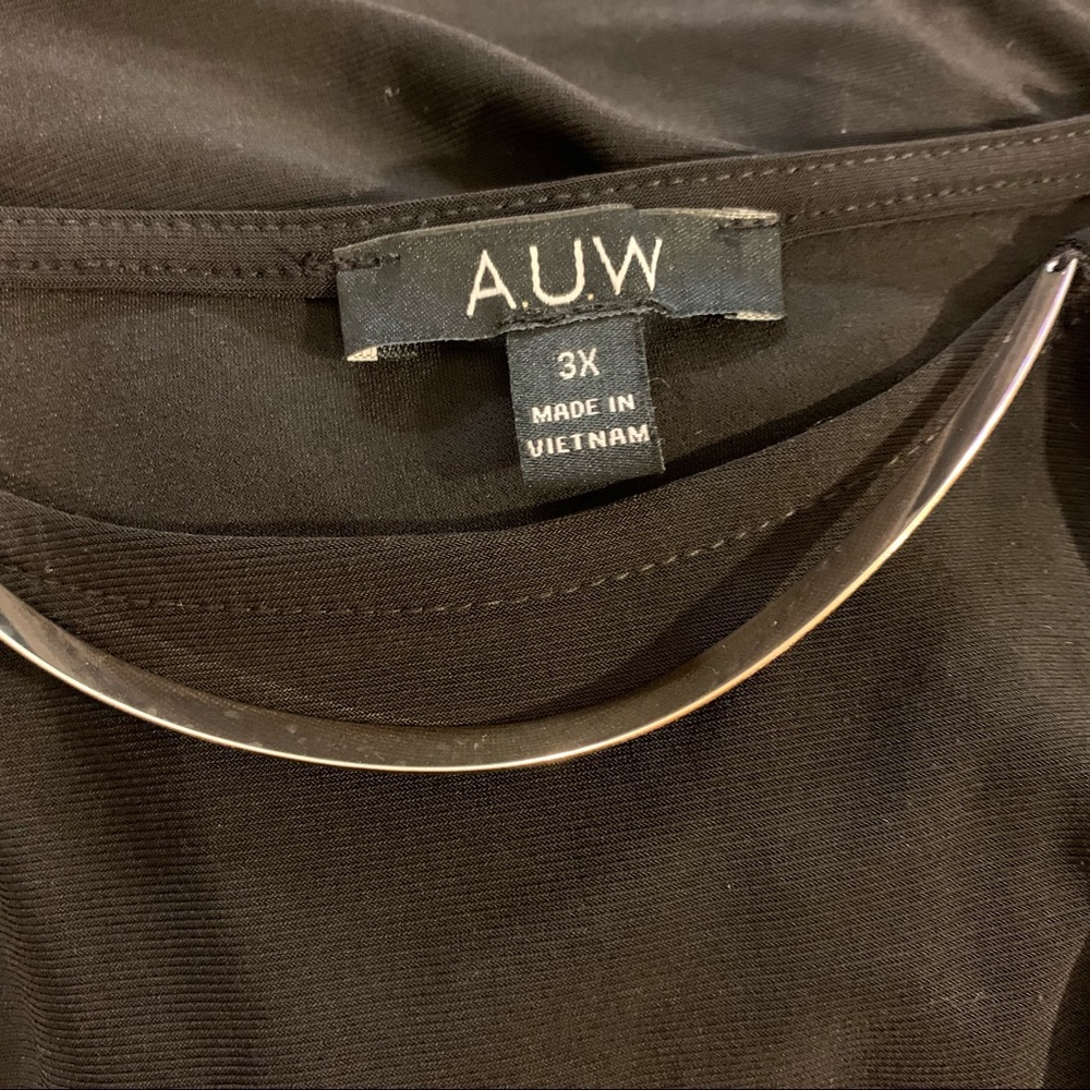 AUW Ruched Blouse - Picture 8 of 10